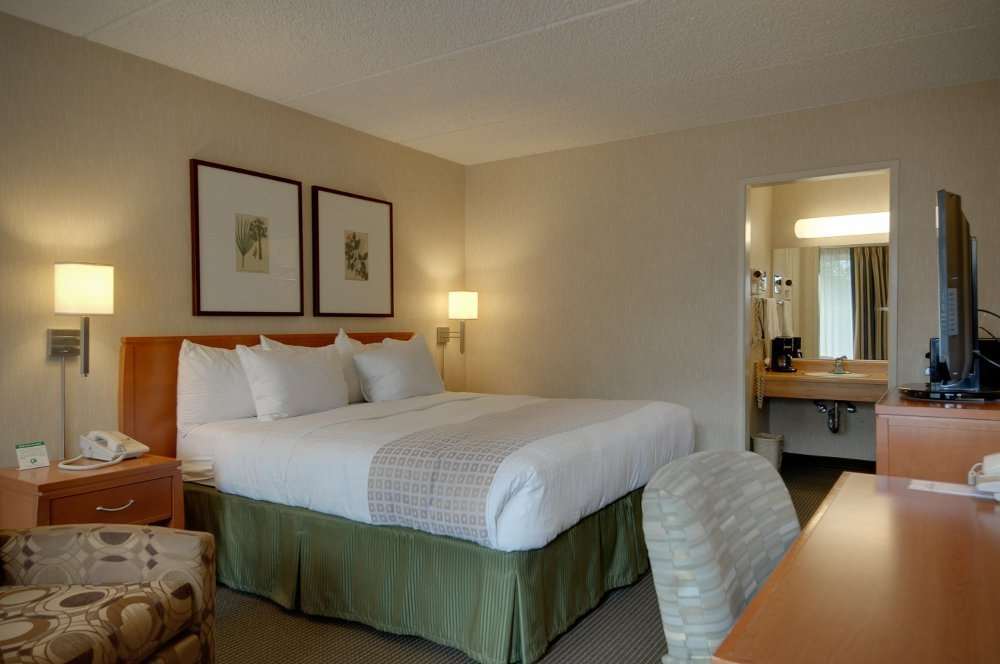 Vagabond Inn Executive Old Town Sacramento Room photo